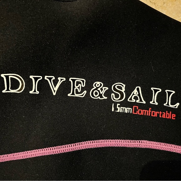 1.5mm Neoprene Wetsuit Leggings, medium size (can fit 0-6). - Picture 2 of 4